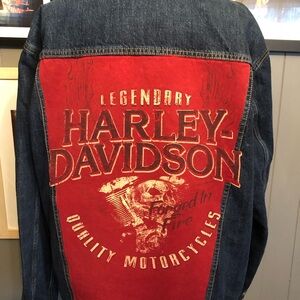Harley-Davidson Up-Cycled Blue Denim Jacket with Red Graphic Men’s XXL